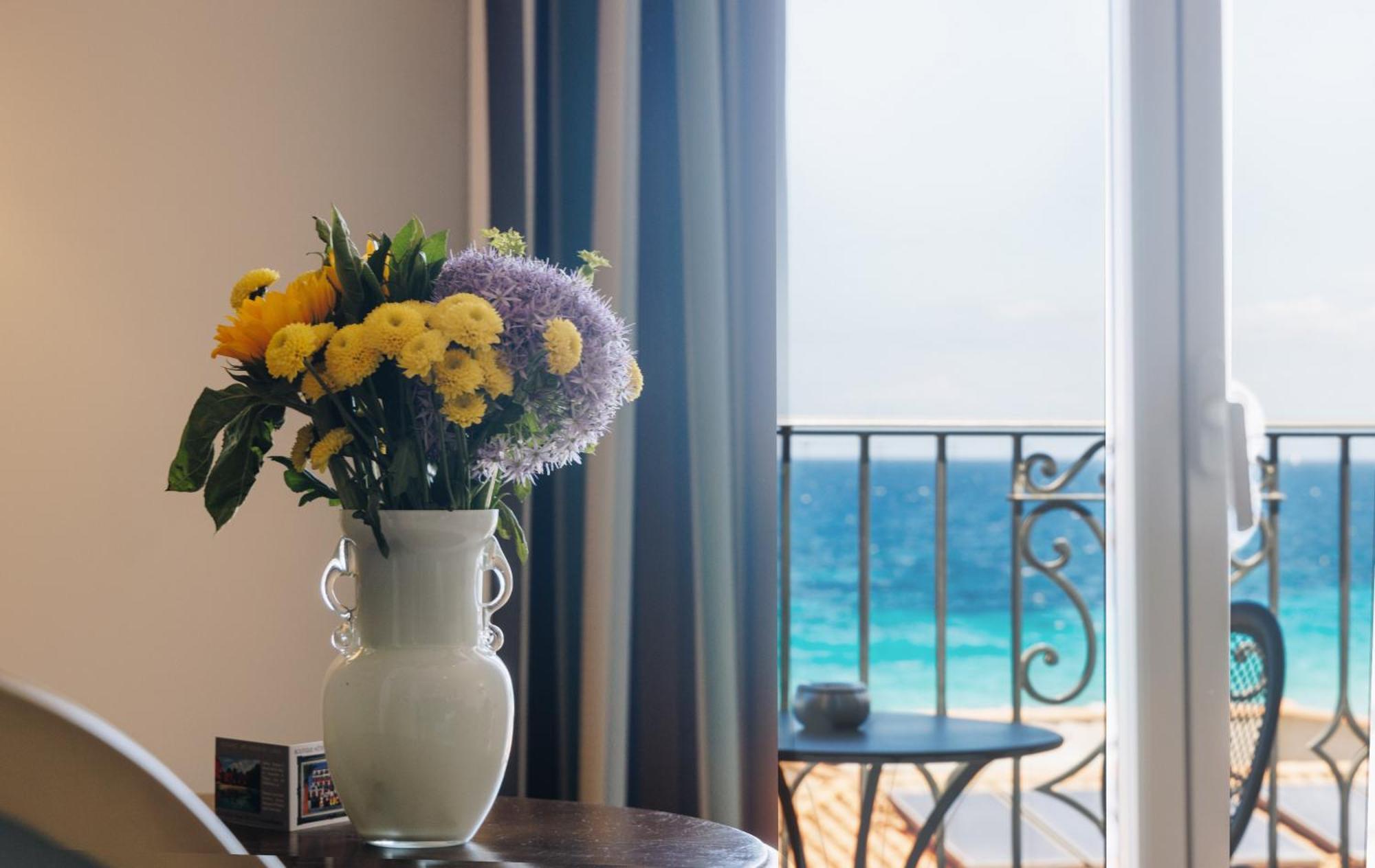 Hotel Liberata & Spa L'Ile-Rousse  Room photo